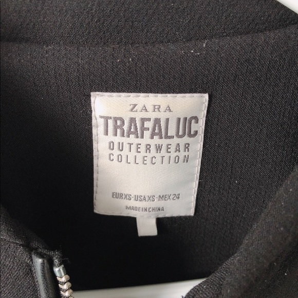 Zara Women’s Faux Leather Puffer Jacket - Picture 4 of 4